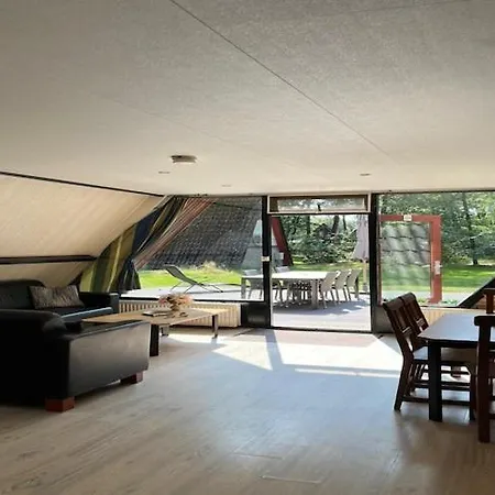 度假居 Dine & Unwind Vacation Spot