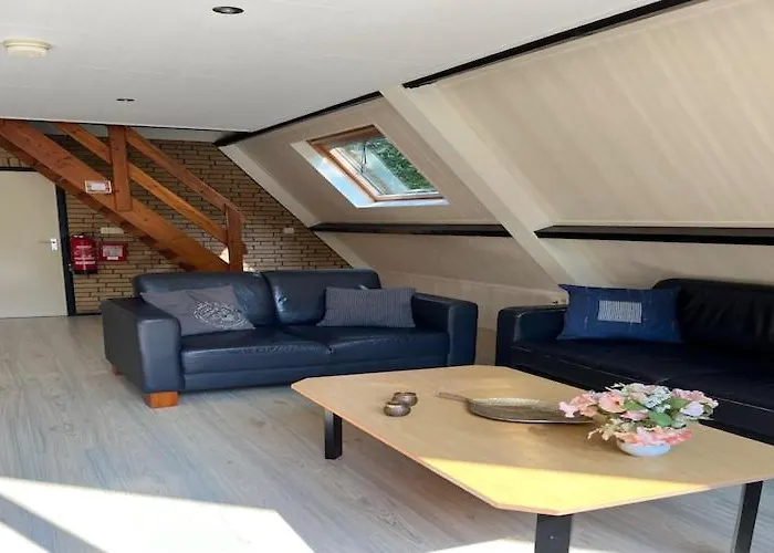 Holiday home Dine & Unwind Vacation Spot *