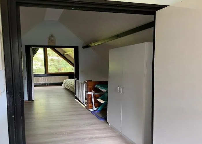 Dine & Unwind Vacation Spot Holiday home Stramproy