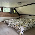 Tatil Evi Dine & Unwind Vacation Spot Stramproy